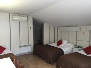 Hotels Hotel Marjolaine : photos des chambres