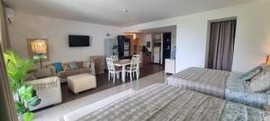 Hermoso Estudio en Town Center Playa Blanca Panama