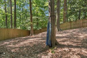 Large House Near Truist Field 15 mins to ATL and Six Flags