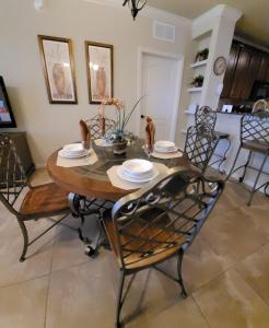 BP122CP Mediterranean-style Condo 9 Miles To Disney World condo