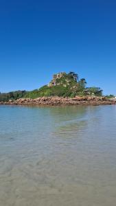 Cocooning house with sea view for 5 people, 3 beds