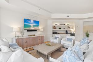 37 Compass Point South #107