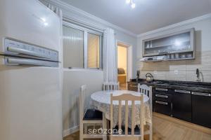 Apto Funcional a 120m da Praia em BC | CEC0302