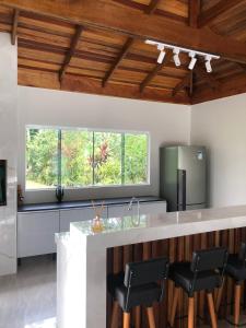 Chácara MaZen - Casa com piscina em Morretes