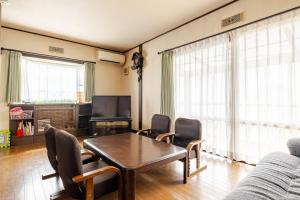 グループ宿泊に最適 Spacious Home Base by Yadoya