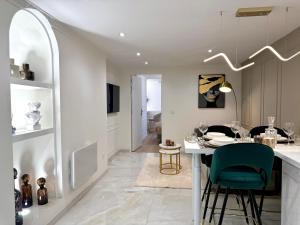 Résidence Auguste Comte - avec Balcon - Cœur de Dijon