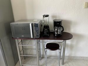 Family Apartment 2 Bedrooms Pool 2 Blocks from the Beach