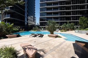 Big and Modern 3BR SouthBank 11605