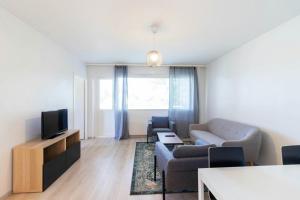 Spacious Apartment for 6