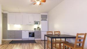 Convenient Apartment for 3