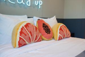 Fast Wifi Dopest Studio SLC