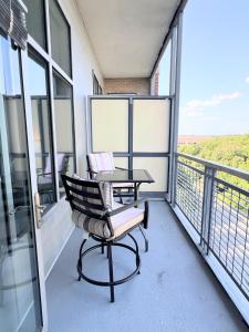 The Crestwood Loft 2BR 3Beds