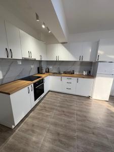 Perfect Apartments Bar