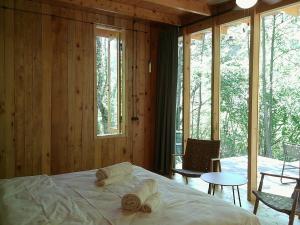 Okatse Life, Village Kinchkha