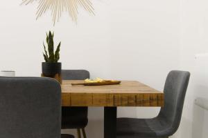 78-1A NEW Modern 1BR W&D Walk to Central Park