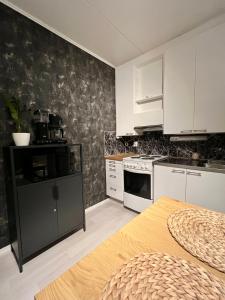 Helmi Villa, keskellä Vuokatti Sauna Ilmainen Pysäköinti Wi-Fi 75 smartTV omapiha