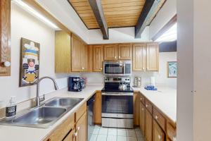 Timber Creek Bldg B #305