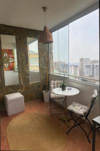 Estadio Nacional I Barrio Italia I Metro