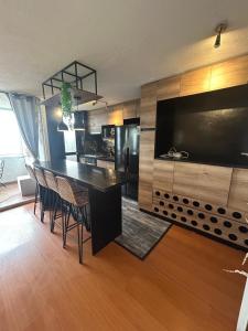 Estadio Nacional I Barrio Italia I Metro