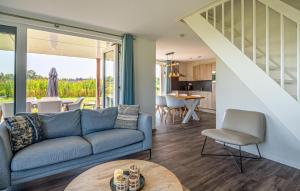 3 Bedroom Amazing Home In Kamperland