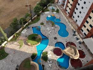 Golden Dolphin Supreme 1004 com cozinha ao lado do Shopping Singapura