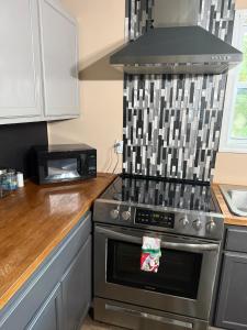 Charming Getaway in Decatur