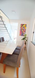 Jk Beach House Praia de Leste- Piscina e Ar condicionado