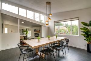 Game Room & Fire Pit: Family-Friendly Loveland Gem