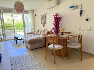 Seashell Sidi Abdelrahman Luxury Ground Chalet 3 BR 2 Bathrooms With Maid Room Bathroom for Families only , Direct on Pool