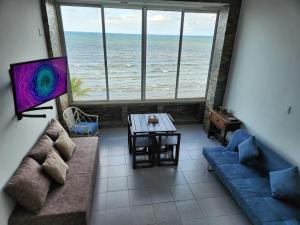 TUCACAS PENTHOUSE VISTA AL MAR y SALIDA A LA PLAYA