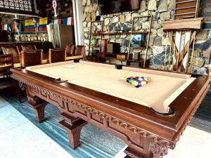 EXCLUSIVE 1598 Hotel Boutique