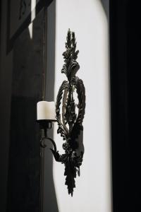 EXCLUSIVE 1598 Hotel Boutique