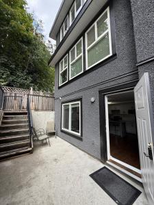 Private two bedroom basement suite Sleeps six people