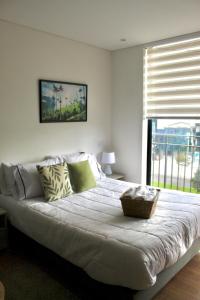 Edificio Avanzza, Corferias, Business Suite con parking cerca a embajada USA