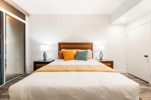 Spacious 2 Bedroom Condo in DTLA, Large Private Patio, Pets Welcomed