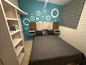 House by American Consulate Cd