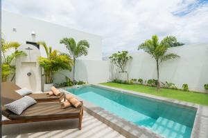 Staylar Pool Villas - Bangtao
