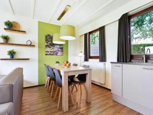 Comfortable Family Home in Reevallis