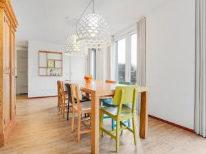 Luxury Villa With Sauna on the Lake