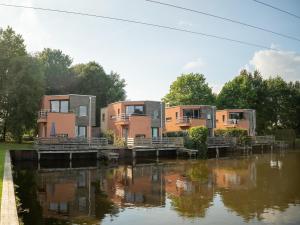 Waterfront Retreat in Drenthe