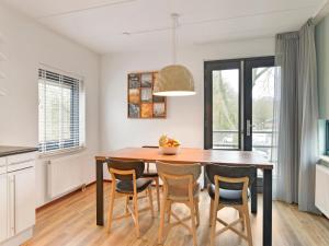 Waterfront Retreat in Drenthe