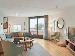 Waterfront Retreat in Drenthe