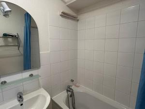 Appartement 6 pers proche pistes et commerces - FR-1-814-95