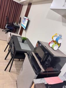 Luxury Home Comfort At Manhattan Plaza Cubao WiFi