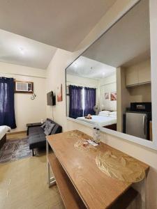 Serene Escape with Nature-Inspired Decor