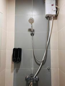 Serene Escape with Nature-Inspired Decor