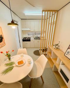 Songstay Haebangchon 202