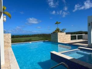 Blissful Ocean View 3B 2 and half Bath