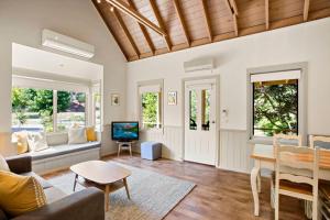 Autumn Abode Cottages - Two