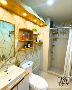 Casa Vero Elegant, Spacious Condo, with 4 Pools